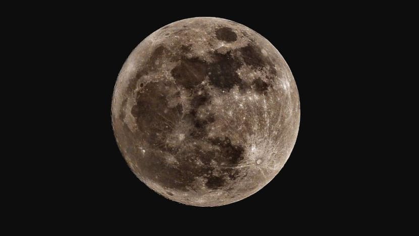 In photos: Harvest Moon rises over Singapore during Mid-Autumn Festival