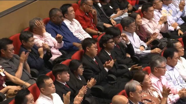 【国庆群众大会2025】政府将资助企业 为毕业生推出实习计划