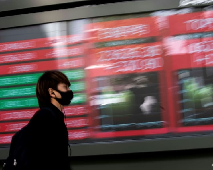 Fight or flight? What rising interest rates, inflation and volatile markets mean for investors