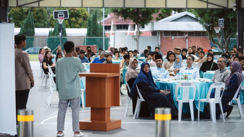 Penghuni Rumah Kebajikan Muhammadiyah seronok dapat berbuka bersama keluarga 