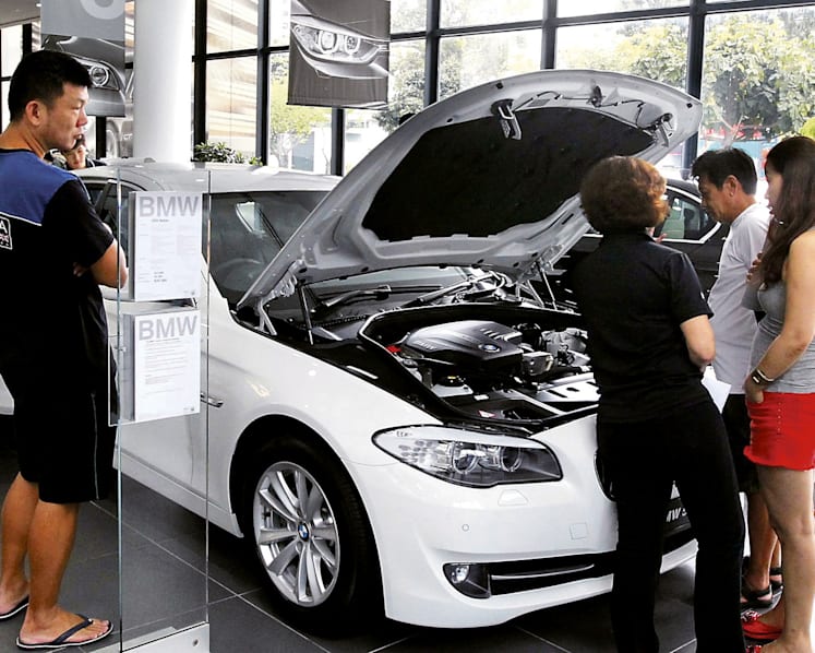 Consumer prices fall for 18th month, core inflation rises to 0.8%