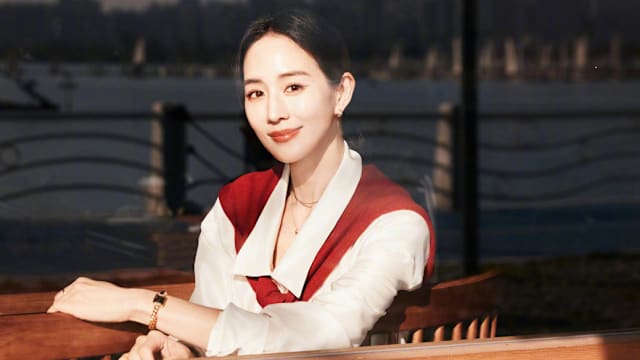 张钧甯首登央视春晚：在台上有澎湃到想掉眼泪的感动