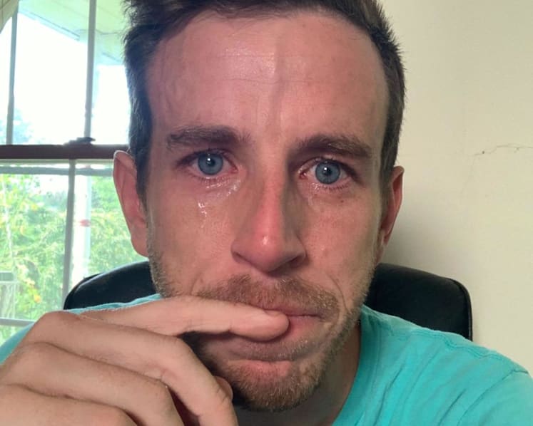 #trending: CEO lambasted for posting crying selfie on LinkedIn after laying off employees