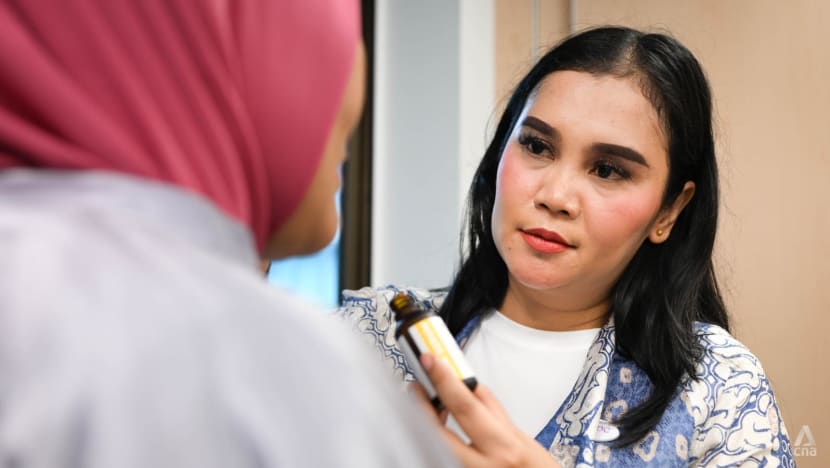 Impian PMI Singapura terwujud di Development: Dari make-up hingga desain grafis, inilah sosok relawan berjasa