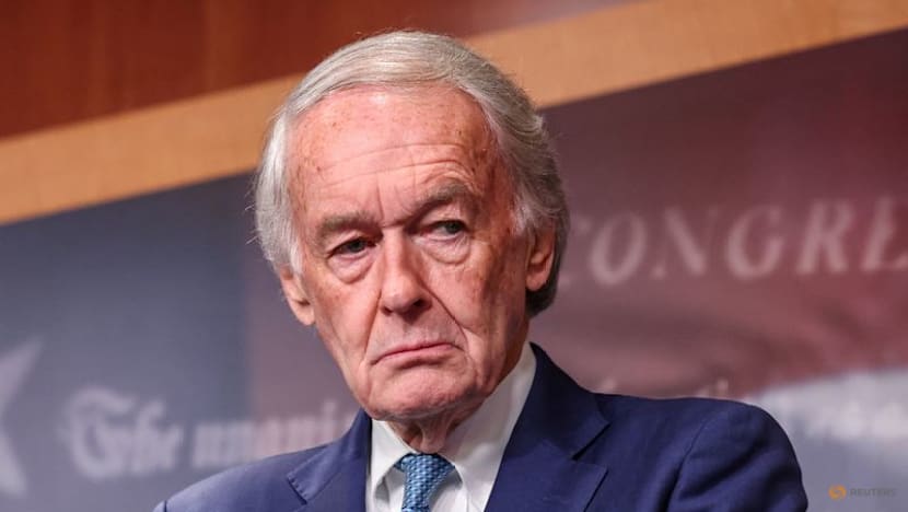 Democratic senator wants TikTok US JV, Oracle to answer questions on platform safeguards