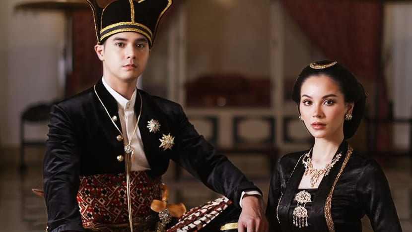 Paypoqdagi etuk ayollarning HD pornosi