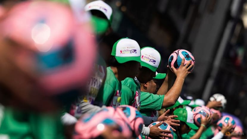 Mexico breaks Guinness World Record for largest soccer class ahead of World Cup