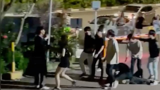 黄金大厦逾十人群殴 警方逮捕四青少年
