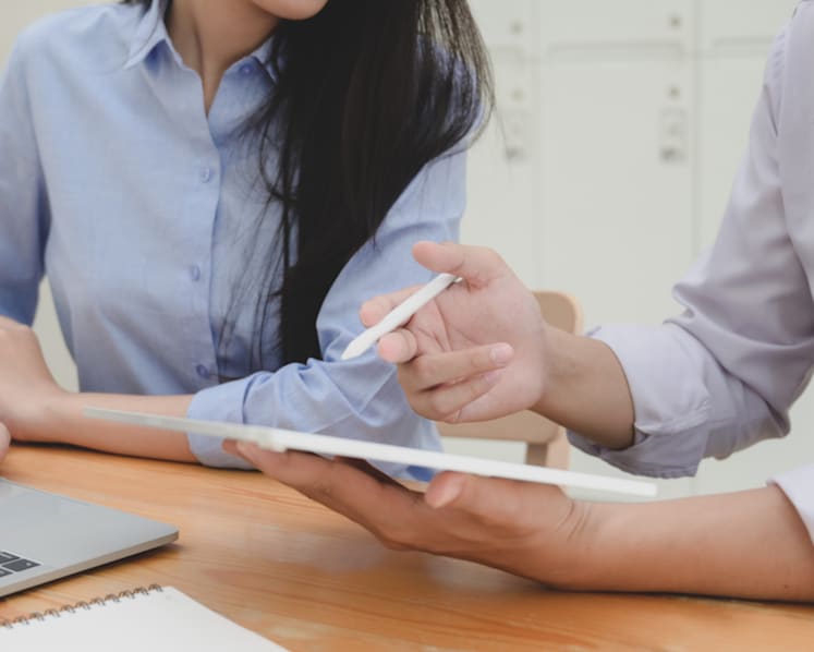 Service and sales jobs at risk; PMEs in demand if hiring expands: SBF survey