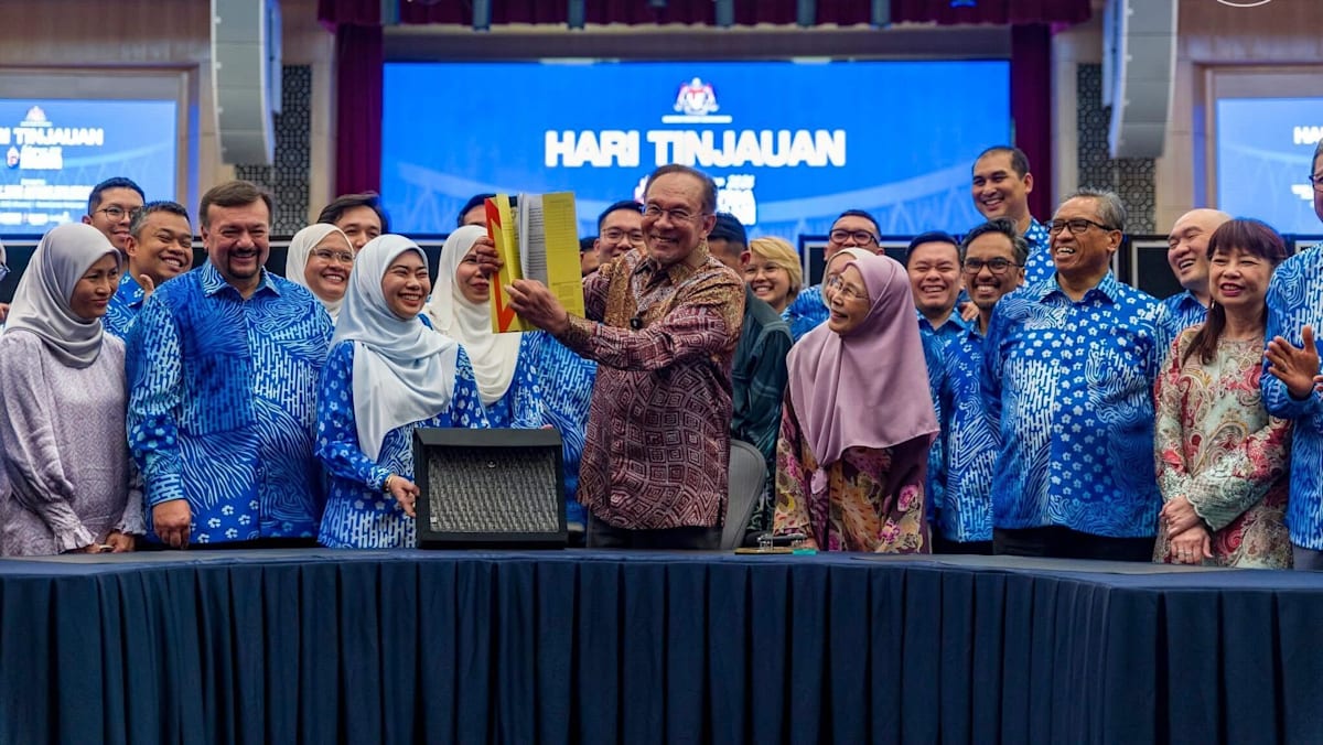 Malaysia PM Anwar tables US.3 billion Budget 2026, set to be country’s largest ever Malaysia PM Anwar tables US.3 billion Budget 2026, set to be country’s largest ever