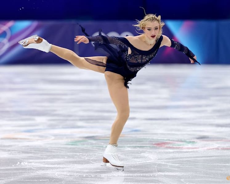 Figure skating-Glenn insists shaky Olympic debut unrelated to social media abuse