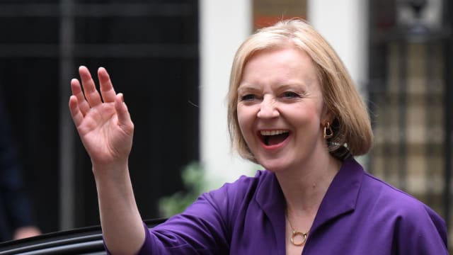 李显龙总理致函祝贺特拉斯就任英国首相