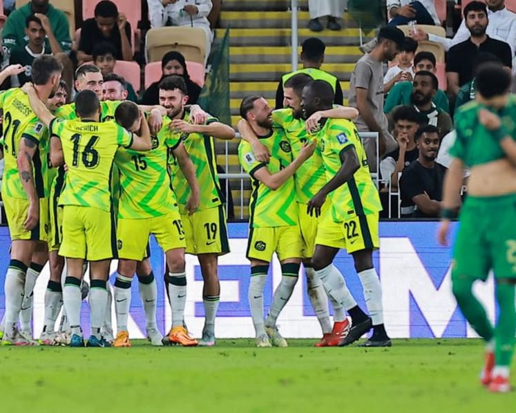 Workmanlike Australia eye another trip to World Cup knockout rounds