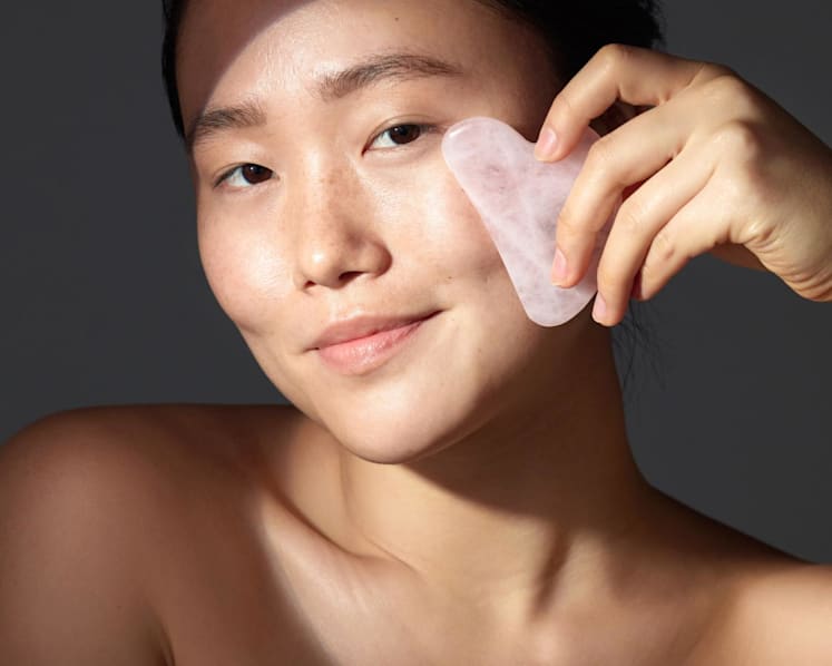 Can face yoga and gua sha really slim your face? What experts say
