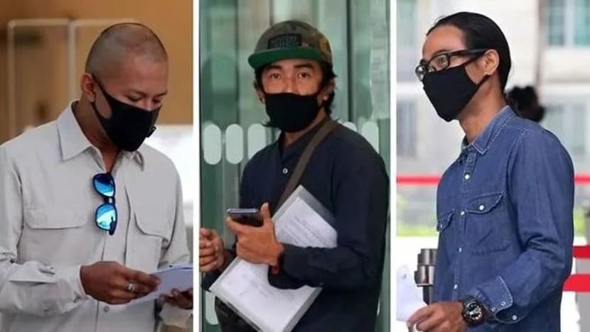 3 lelaki dijangka mengaku bersalah kerana berkayak ke Pulau Ubin semasa 'circuit breaker' 3 lelaki dijangka mengaku bersalah kerana berkayak ke Pulau Ubin semasa 'circuit breaker'