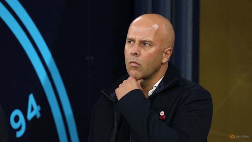 Slot says Liverpool must focus on results, not title race following loss to Man City