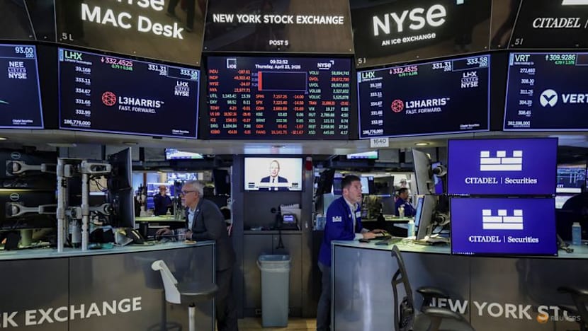 US stocks drift as their record-breaking rally slows, while oil prices rise