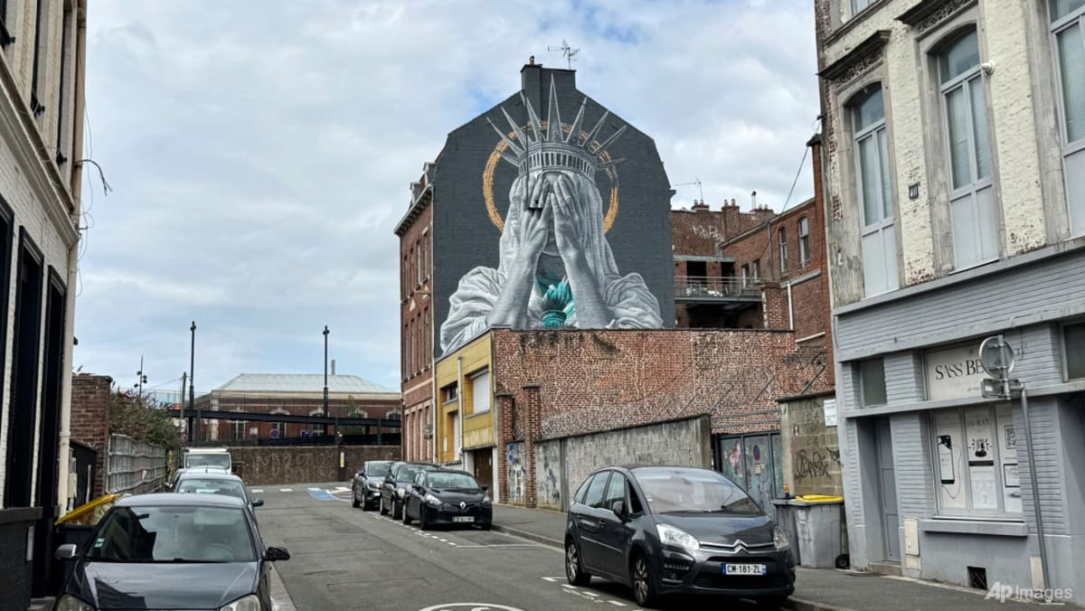 Thieves in France steal up to US.2 million in jewellery, police say