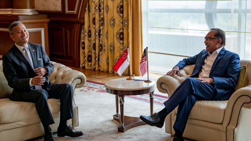 Malaysia PM Anwar Ibrahim to visit Singapore on Monday Malaysia PM Anwar Ibrahim to visit Singapore on Monday
