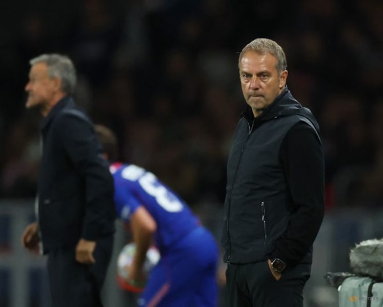 Barcelona take heart despite third straight defeat to PSG