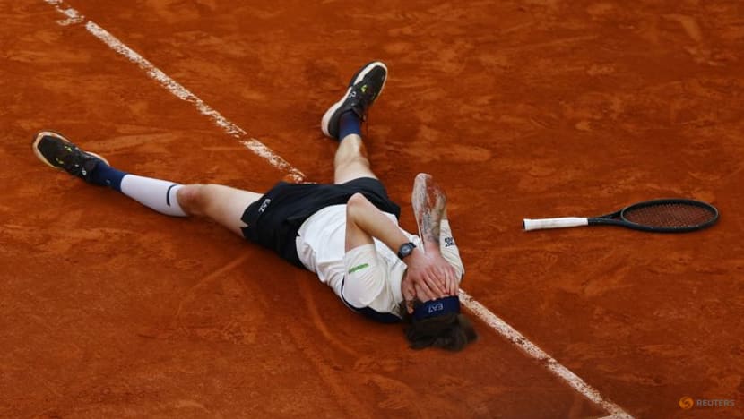 Djokovic hits French Open ton, Sinner sublime, Bublik stuns Draper