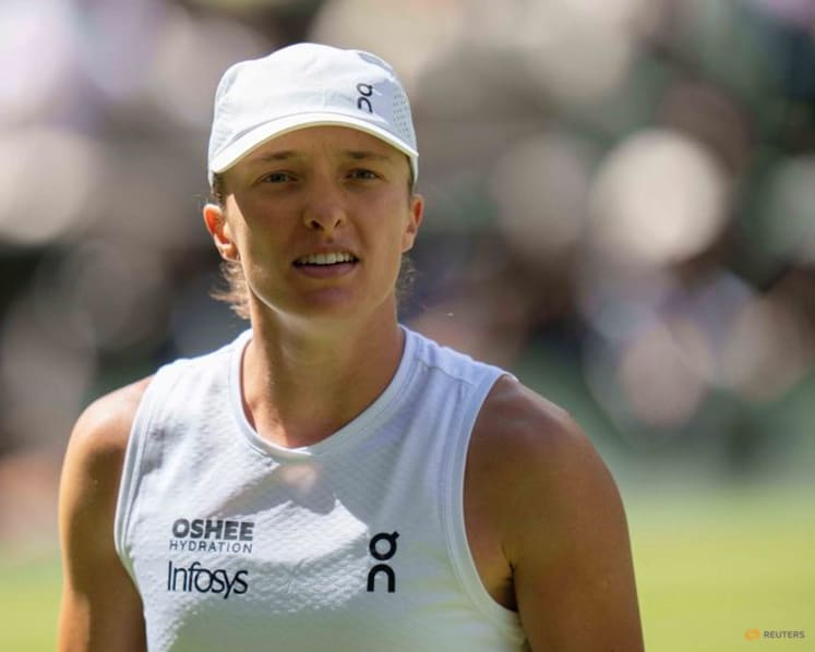Zverev and Swiatek look to gain Wimbledon momentum
