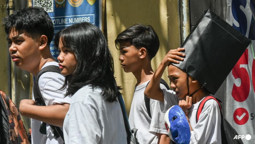 Heatwave shuts down schools in nearly half of Manila Heatwave shuts down schools in nearly half of Manila