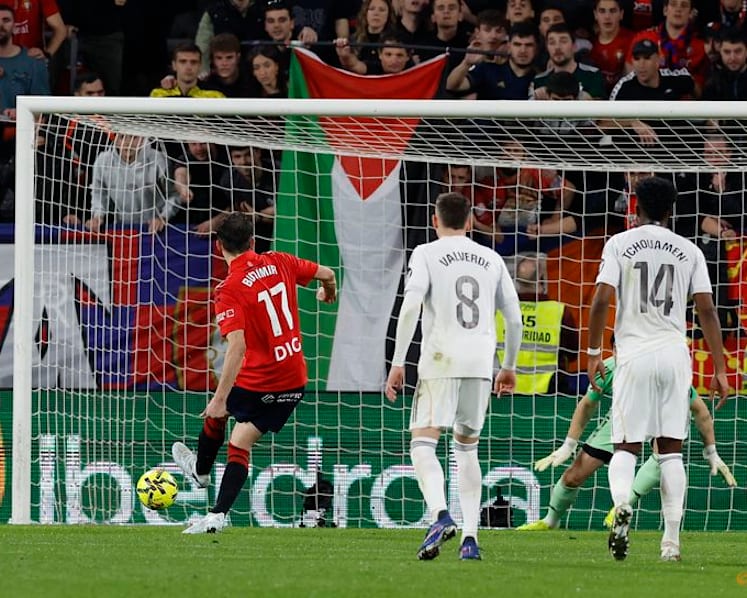 Osasuna stun Real Madrid 2-1 to blow LaLiga title race open