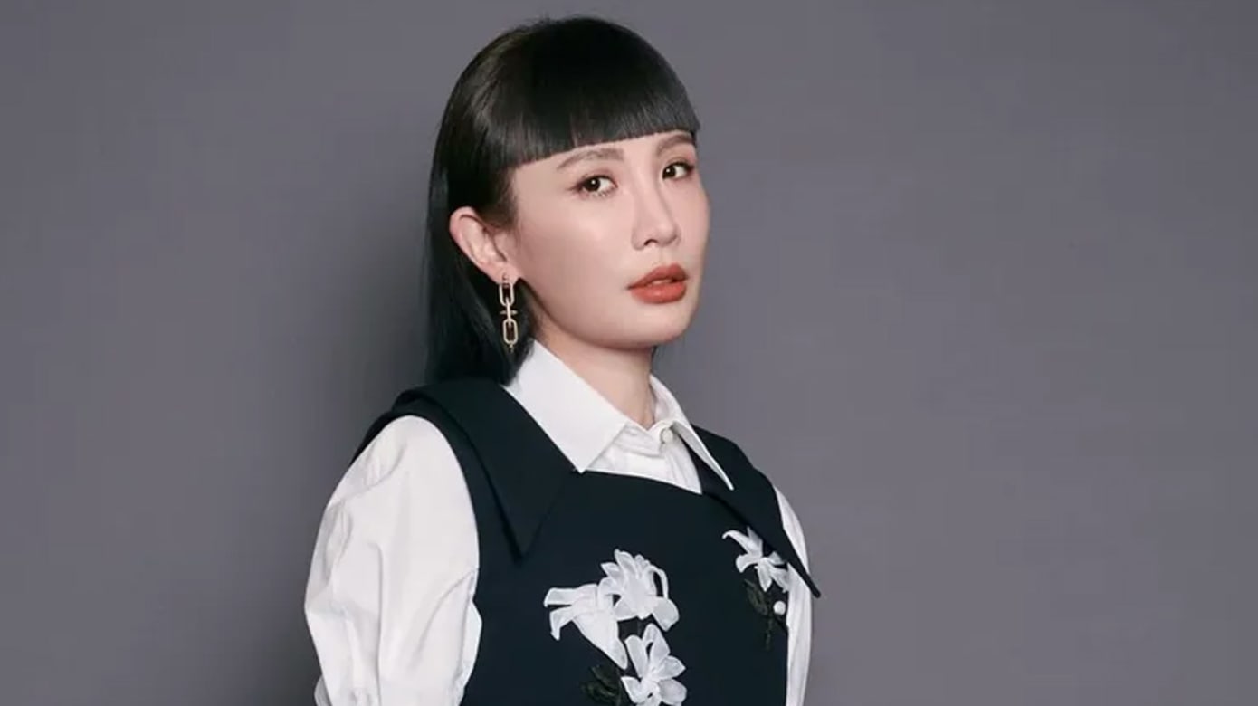 金曲歌后魏如萱遭指介入网红感情！ - vibes by 8world