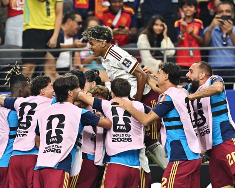 Messi's Argentina face Spain's cool machine in World Cup final rich with personal twists