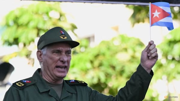 US imposes sanctions on Cuban president, Castro family members