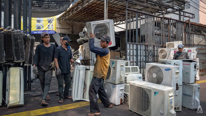 Inefficient air-cons are being dumped in Southeast Asia. That’s costly for consumers and the climate Inefficient air-cons are being dumped in Southeast Asia. That’s costly for consumers and the climate
