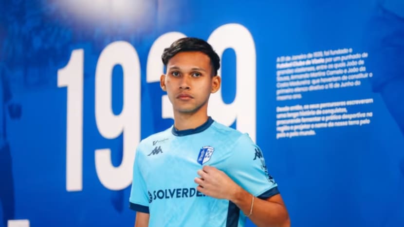 Penyerang Lion City Sailors Khairin Nadim ikat kontrak dengan kelab Portugal FC Vizela Penyerang Lion City Sailors Khairin Nadim ikat kontrak dengan kelab Portugal FC Vizela