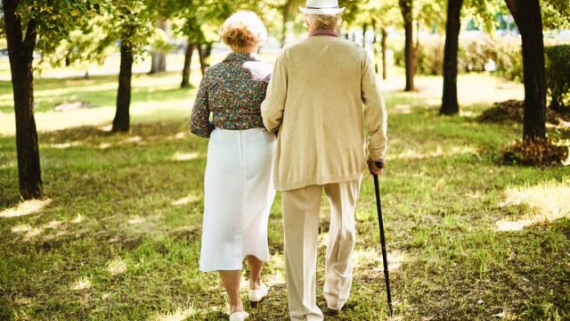 研究：50多岁才采纳健康生活方式 仍能显著改善健康状况