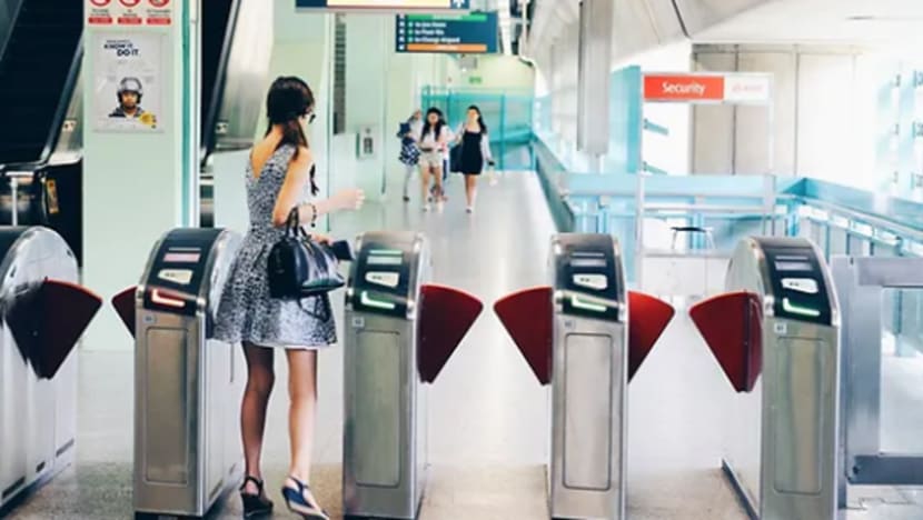 Penumpang boleh bayar tambang guna kad tanpa sentuh Mastercard mulai April Penumpang boleh bayar tambang guna kad tanpa sentuh Mastercard mulai April