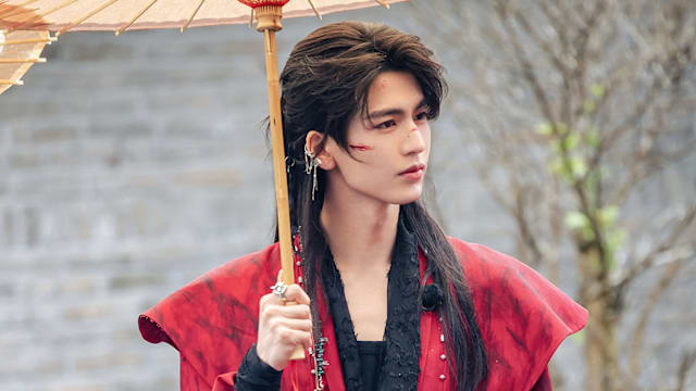 《逐玉》张凌赫再被考古！《开始推理吧》秒解数学题，刘宇宁、迪丽热巴看傻眼