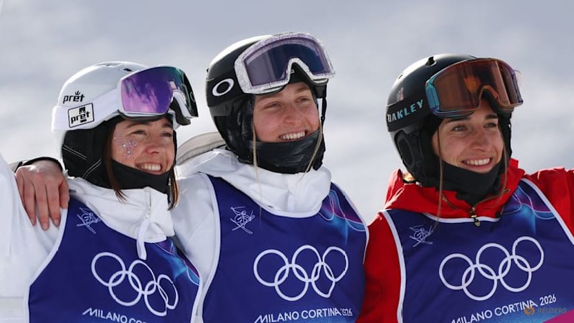 Freestyle skiing-America's Lemley takes moguls gold to deny Anthony repeat