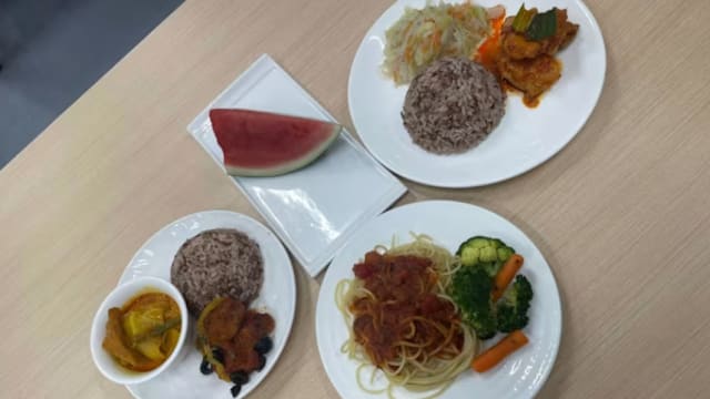 教育部：将持续改善中央厨房餐食 并探讨其他食堂模式