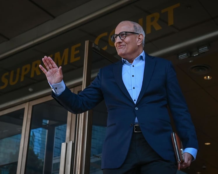 Iswaran turns to High Court to get prosecution to hand over statements of all its witnesses