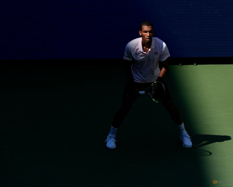 Khachanov upsets Auger-Aliassime to reach US Open third round