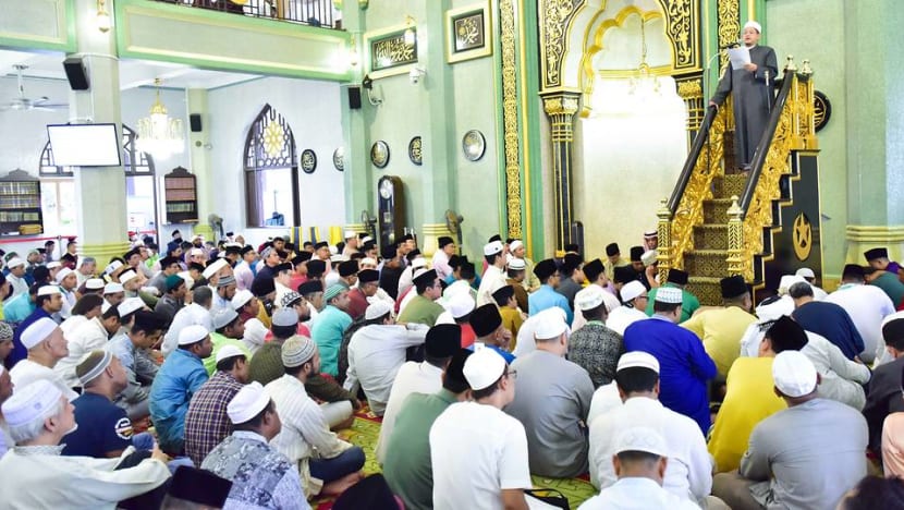 'Not obligatory' for countries to follow each other in determining start of Islamic calendar: MUIS 'Not obligatory' for countries to follow each other in determining start of Islamic calendar: MUIS