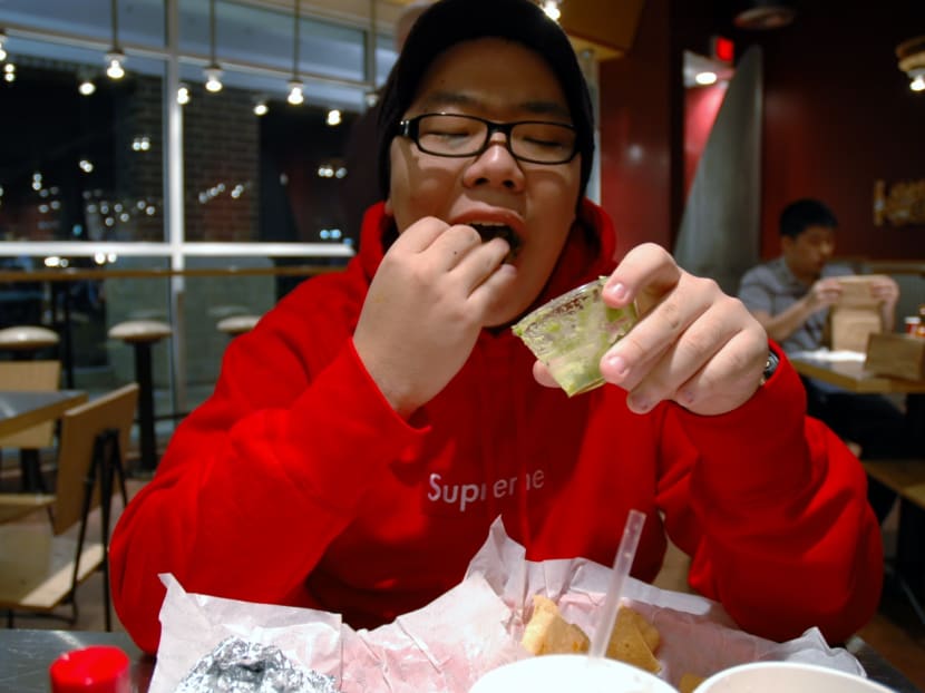 Some of our bad eating habits can hamper weight loss plans. Photo: www.freeimages.com