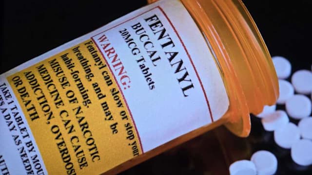 焦点分析 | 芬太尼是什么？从药品、毒品再到政治筹码？