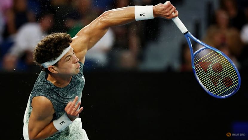 Shelton says his moment is coming after Australian Open loss to Sinner