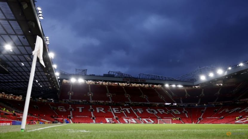 Manchester United to lay off another 150 to 200 employees Manchester United to lay off another 150 to 200 employees
