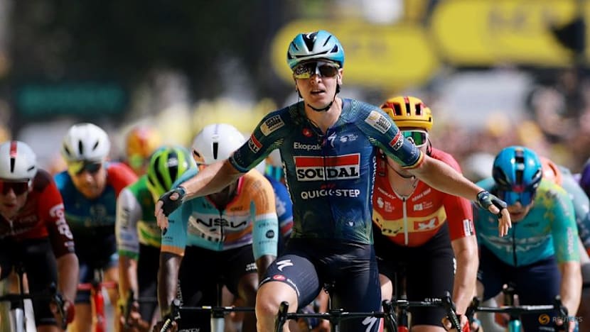 Merlier sprints to stage seven victory as Pogacar retains Tour de France lead