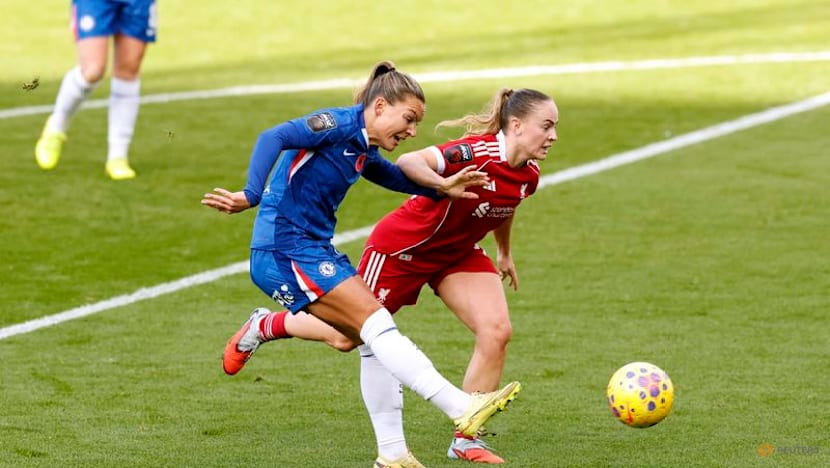 Liverpool deal Chelsea a blow in WSL title chase with draw, West Ham get first win of season