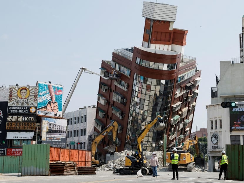 Workers carrying out operations while on an elevated platform of a firefighting truck at the site where a building collapsed, following the earthquake, in Hualien, Taiwan, on April 4, 2024. Workers carrying out operations while on an elevated platform of a firefighting truck at the site where a building collapsed, following the earthquake, in Hualien, Taiwan, on April 4, 2024.
