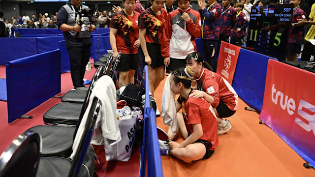 激战近四小时难挡泰国三连霸 我国乒乓女团惜败摘银