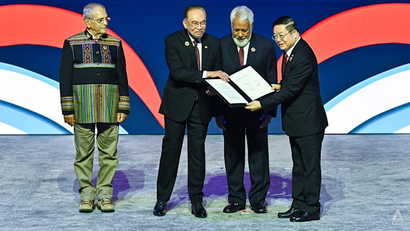 Courage to forge new partnerships, foresight to deepen current ones crucial for ASEAN amid rising protectionism: Anwar Courage to forge new partnerships, foresight to deepen current ones crucial for ASEAN amid rising protectionism: Anwar